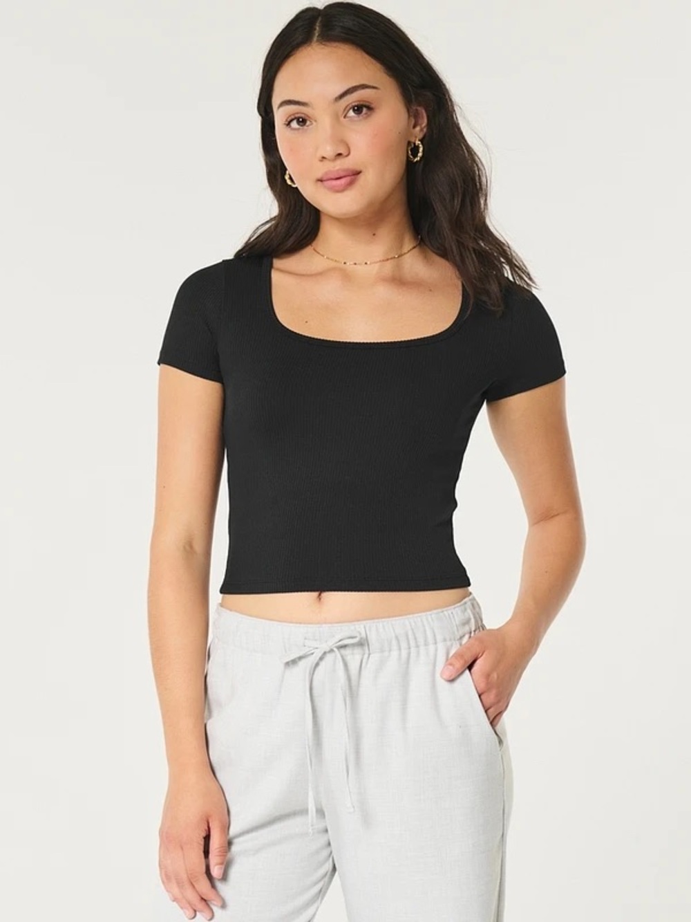 Hollister Black Ribbed Scoop-Neck Crop Top | Size: Small